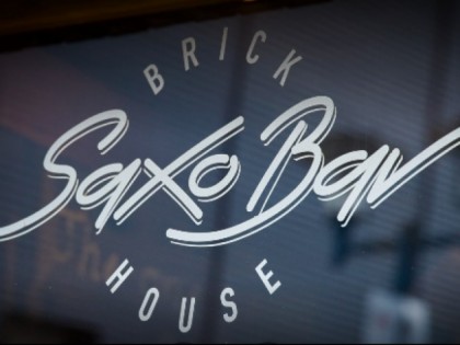 Foto: Brick House - Saxo 